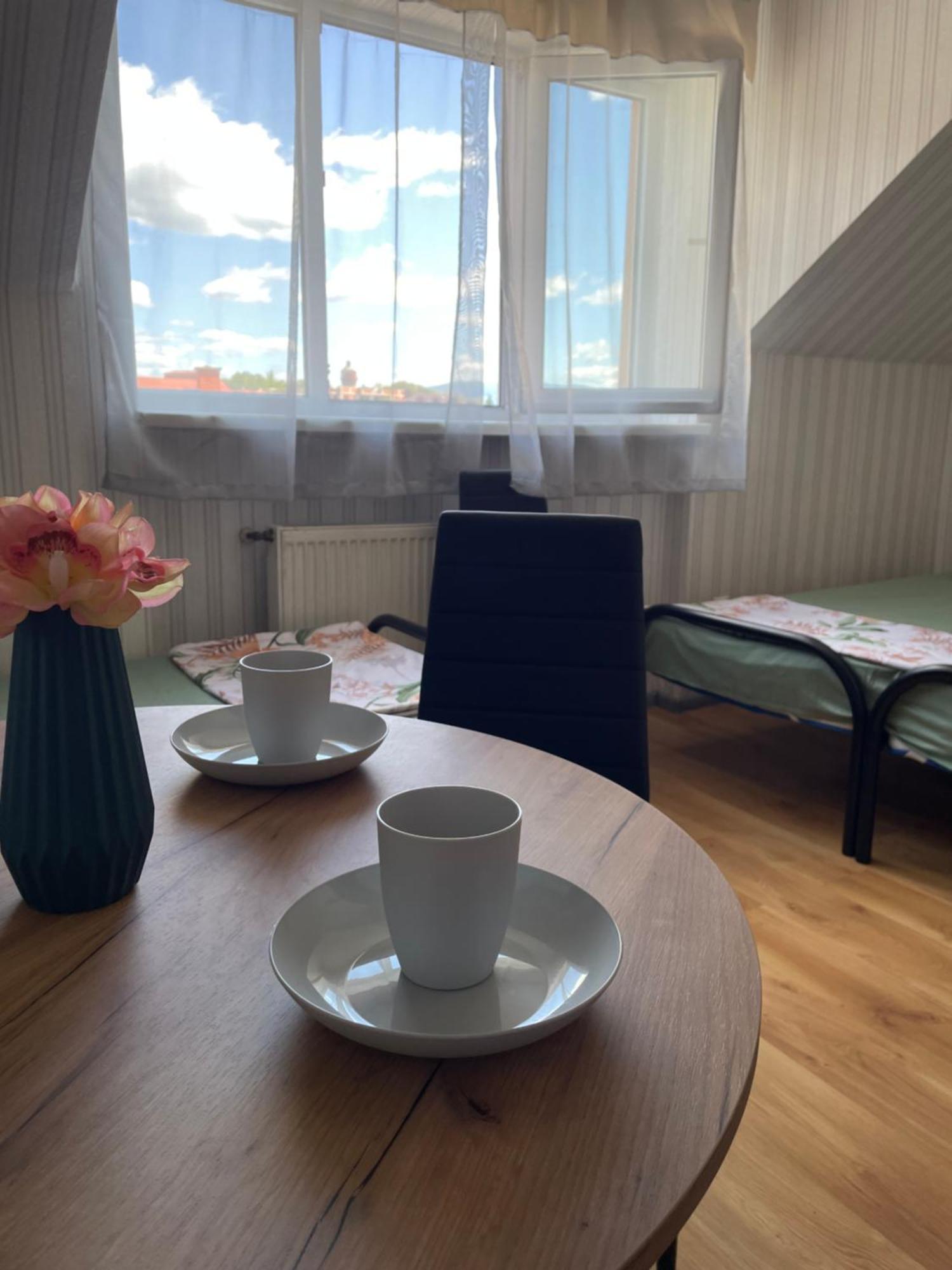 Vip Hostel ムカチェヴォ エクステリア 写真