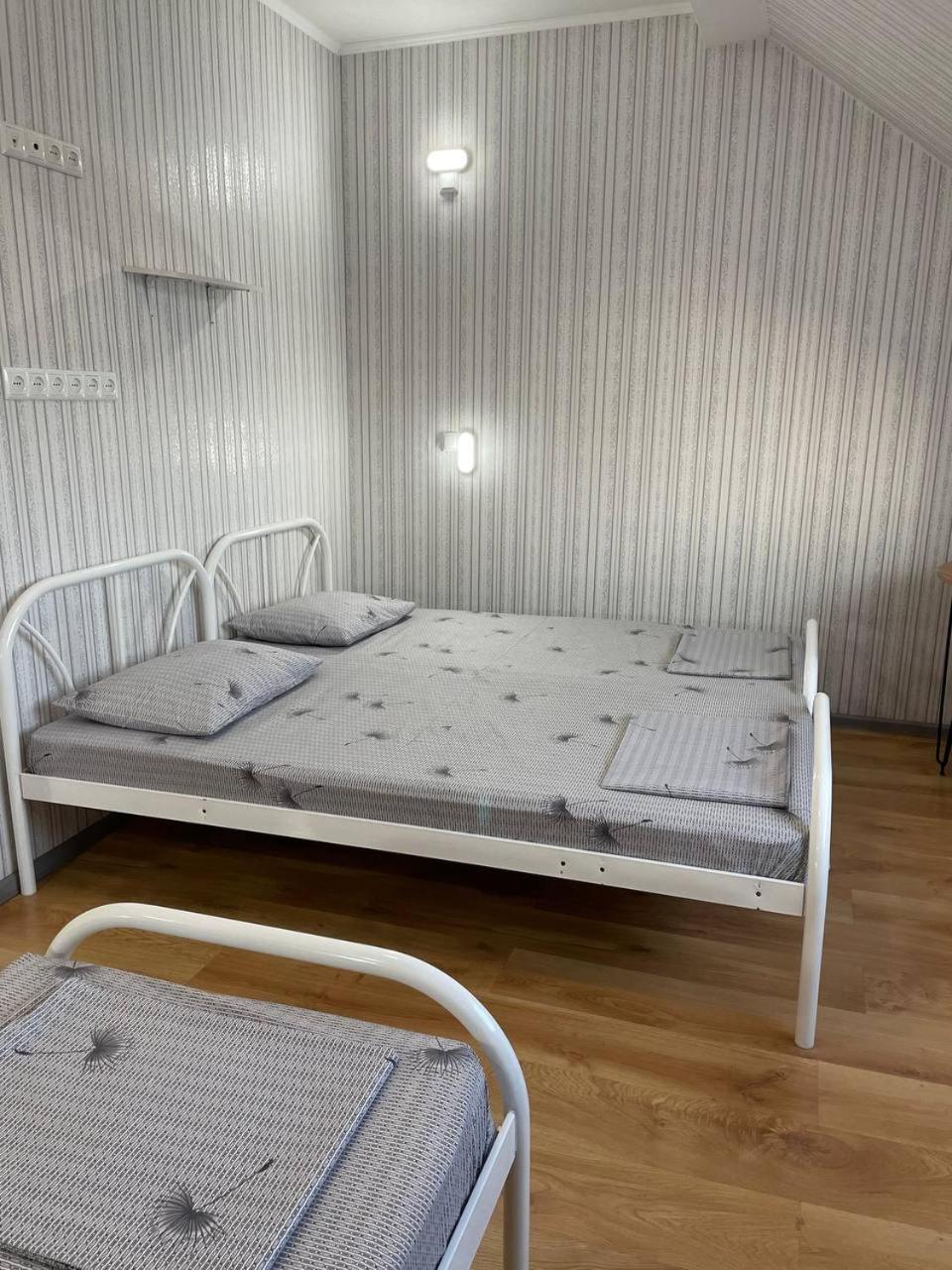 Vip Hostel ムカチェヴォ エクステリア 写真